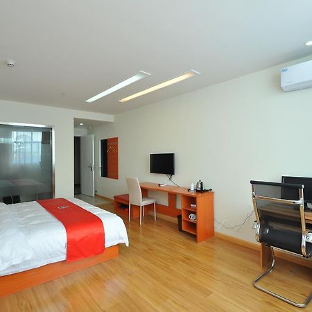 Thank Inn Chain Hotel West Eleven Road Mall Linyi  Extérieur photo