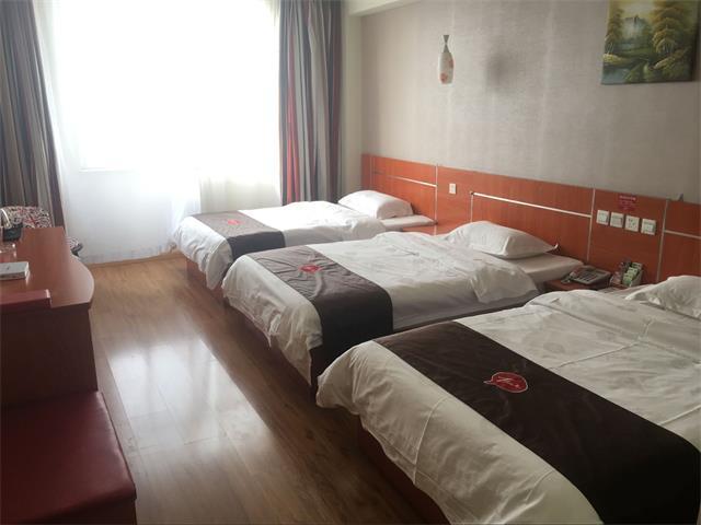 Thank Inn Chain Hotel West Eleven Road Mall Linyi  Extérieur photo